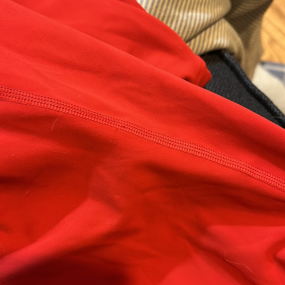 Lululemon - Picture 8 of 8